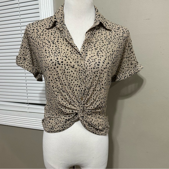 Leopard Print Knot Front Women's Top size‎ small - Picture 1 of 7